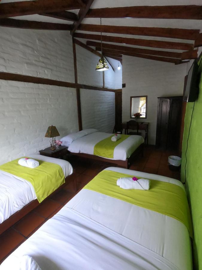 Hostal Inti Luna Баньйос Екстер'єр фото