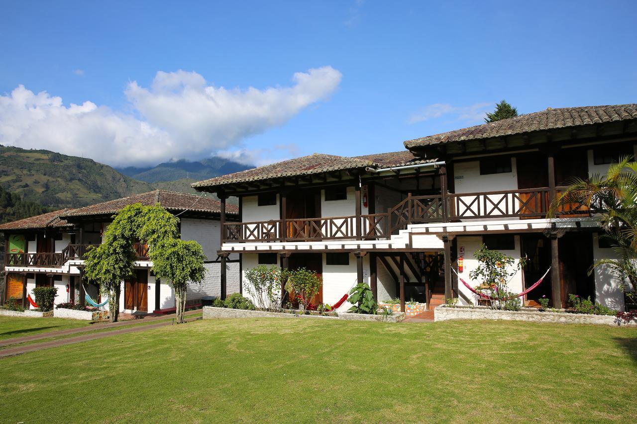 Hostal Inti Luna Баньйос Екстер'єр фото